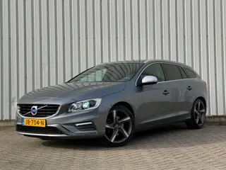 Volvo V60 1.5 T3 R-Design|Distributie-riem vervangen|Stoelverwarming|Navi|Trekhaak