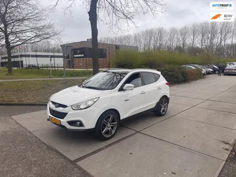 Hyundai Ix35 1.6i GDI Style leder.Pano.Clima