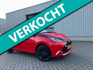 Toyota Aygo 1.0 VVT-i x-play | CRUISE CONTROL | CAMERA | AIRCO |