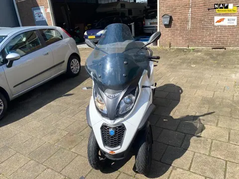 Piaggio Scooter 500 MP3 HPE Business