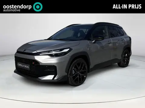 Toyota Corolla Cross Hybrid 180 GR Sport **METALSTREAM GREY/ GR SPORT PLUS PACK/ DIRECT LEVERBAAR**