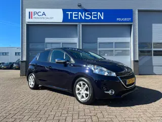 Peugeot 208 1.2 82PK PureTech Style | Airco | Navigatie | Cruise control |