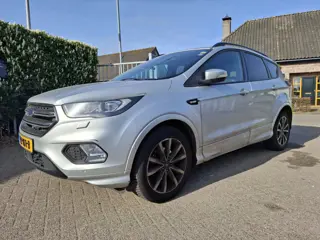 Ford Kuga 1.5 EcoBoost ST Line (bj 2017)