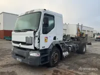 Renault Premium 210.18 4x2 Cab and Chassis (Inoperable)