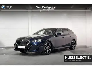 BMW i5 Touring eDrive40 | M-Sport Pro | Driving Assistant Plus | Harman/Kardon | Trekhaak