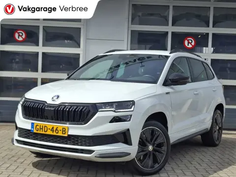 Škoda Karoq 1.5 TSI ACT Sportline Business | Android/Apple Carplay | LM Velgen 18" | Achteruitrijcam