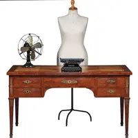 Chique Napoleon III bureau plat ca 1870 Thuyawortel en goud gestempeld  leer