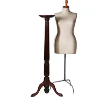 Zeer hoge elegante piedestal met verdiept blad in donker notenhout