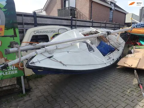 Zeilboot Inclusief mast en zeil