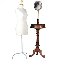 Gentlemens shaving stand hoogte verstelbaar en roterend opbergvak ca 1875