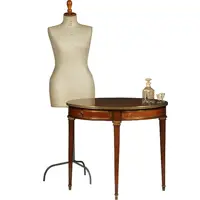 Amboina Bouillotte tafel gesig. ESCALIER DE CHRISTAL PARIS met twee laden verguld brons