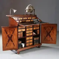 Hollands bureau ingelegd met sterren ca 1700 een fabuleuze blikvanger