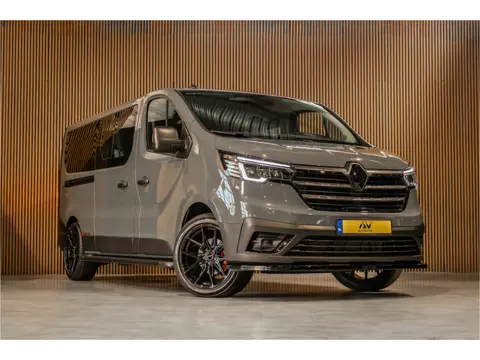 Renault Trafic 2.0 170 PK L2H1 DC | Dubbel Cabine | L+R Schuifdeur | Navigatie | CarPlay | 5-Zitter 