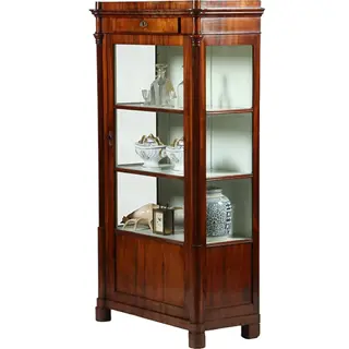 Hollandse biedermeier vitrinekast met lade en beschilderd interieur