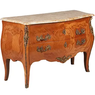 Grote louis XV  stijl commode ca 1890 rijkelijk ingelegd en met brons beslagen