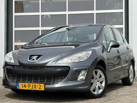 Peugeot 308 1.6 VTi Sublime 120pk | Cruise control | Electronic climate control | Lichtmetalen velge