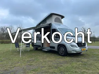 Laika KOSMO 6.0 Fiat Ducato 4 Persoons Buscamper Automaat met Hefdak