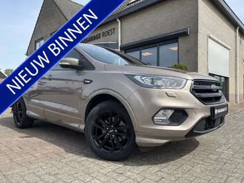 Ford Kuga 1.5 Turbo ST Line All-Seasons / Camera / Carplay