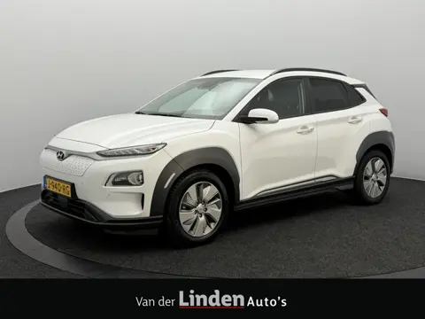 Hyundai KONA EV Premium 64 kWh 3- Fase SOH 96,5% | Warmtepomp | Camera | Navigatie | Head-Up Display