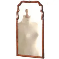 Antieke spiegel / Soesterspiegel uiterst eenvoudig én uiterst elegant noten va. 1800