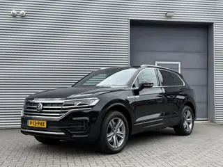 Volkswagen Touareg 3.0 TDI R-Line I Aut. I Grijs Kenteken I Leder I Navi I 57000 km