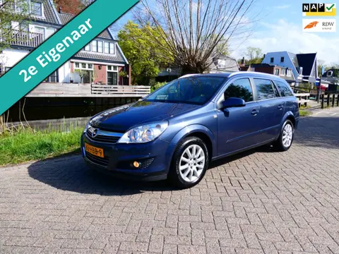 Opel Astra Wagon 1.6 Temptation 116pk Airco Cruise Trekhaak 1100kg.