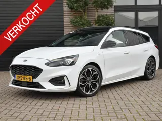 Ford Focus Wagon 1.5 EcoBoost ST Line Business Panoramadak, adaptieve cruise control, Half leren, Na