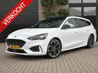 Ford Focus Wagon 1.5 EcoBoost ST Line Business Panoramadak, adaptieve cruise control, Half leren, Na