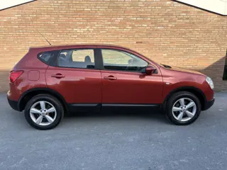 Nissan QASHQAI 2.0 Acenta 4WD Panoramadak. Achteruitrij camera , 4x nieuwe banden