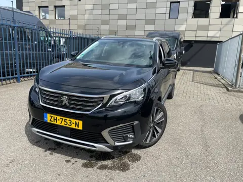 Peugeot 5008 1.2 Allure ECC NAVI 7ZIT AUTOMAAT SPORTSTOELEN