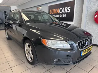 Volvo V70 2.0 Momentum | Airco |Leder|146 pk | vol opties |