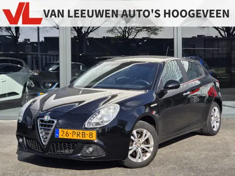 Alfa Romeo Giulietta 1.4 T Distinctive | Nieuw binnen | Navigatie | Clima | Cruise |
