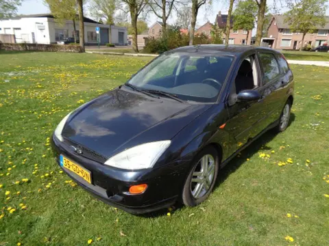FORD FOCUS met nieuwe a p k 