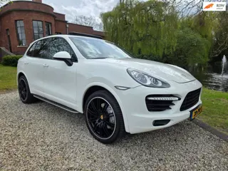 Porsche Cayenne 4.8 S LEER/panorama/TREKHAAK