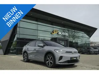 Volkswagen ID.5 GTX 300pk 77 kWh Sportstoelen *SOH 93%* Warmtepomp Trekhaak elektrisch NLauto 1e Eig