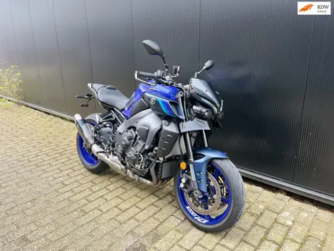 Yamaha MT-10 - 2023 - Akrapovic - Quickshifter