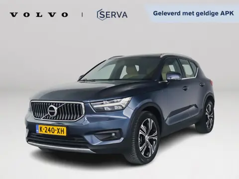 Volvo XC40 B4 Inscription | Panoramadak | Park assist | Cruise control | Elektrische stoelen