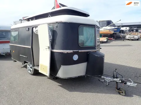 Eriba 750KG Met hefdak