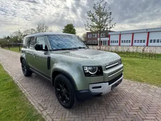 LAND ROVER DEFENDER 110 P400e Aut. Luchtvering 6 zits