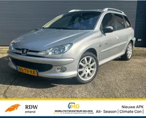 PEUGEOT 206 1.6-16V Quiksilver / Climate / All- Season