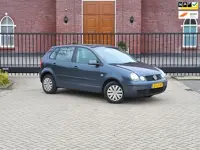 Volkswagen Polo 1.4-16V Comfortline / Airco / 5 Deurs / Nieuwe Apk / Cruise control