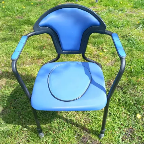 Postoel -zeer nette postoel,