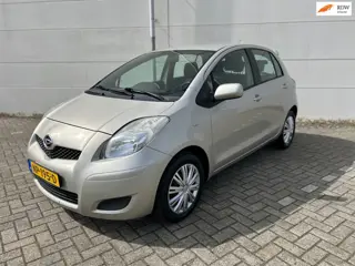 Daihatsu Charade 1.3 Club Airco Trekhaak 5- Deurs Apk 02-2027 ( Toyota Yaris )