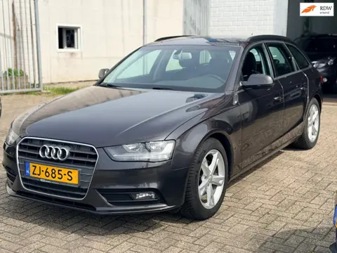 Audi A4 Avant 2.0 TDI Pro Line Bj:2014 Leder Stoelverwarming NAP