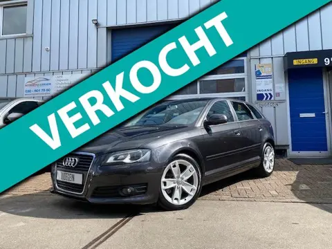 Audi A3 Sportback 1.8 TFSI Ambition Business Edition / Nieuwstaat / Navigatie / Climate Control / Cr