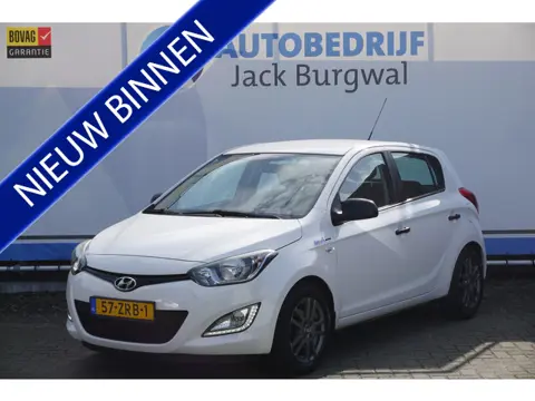 Hyundai i20 1.2i Business Edition Trekhaak | Airco | Bluetooth *All in prijs*