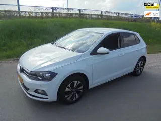 Volkswagen Polo Volkswagen Polo 1.0 Benzine airco lmv navigatie pdc 143.000km eerste eigenaar