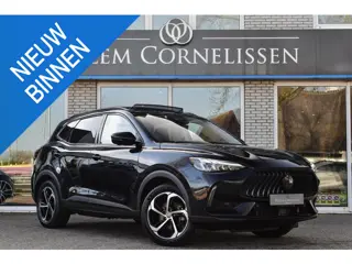 MG EHS 1.5 TGDI Luxury Trekhaak Pano Leder 360 Camera