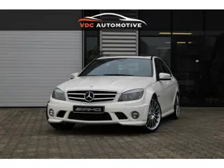 Mercedes-Benz C-Klasse AMG 63 Schuifdak | Memory | Leder | HarmanKardon | Concoursstaat! | Youngtime