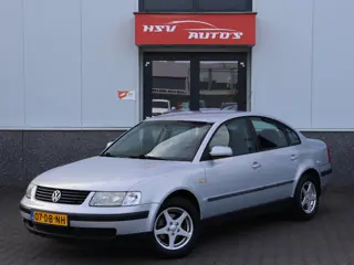 Volkswagen Passat 1.8-5V airco LM 4-deurs